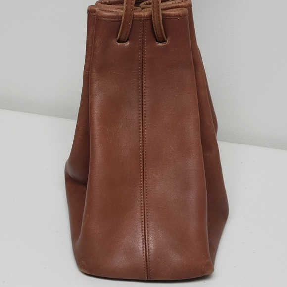 Vintage Coach Legacy Drawstring Leather Bucket Bag #9165. - Picture 5 of 17